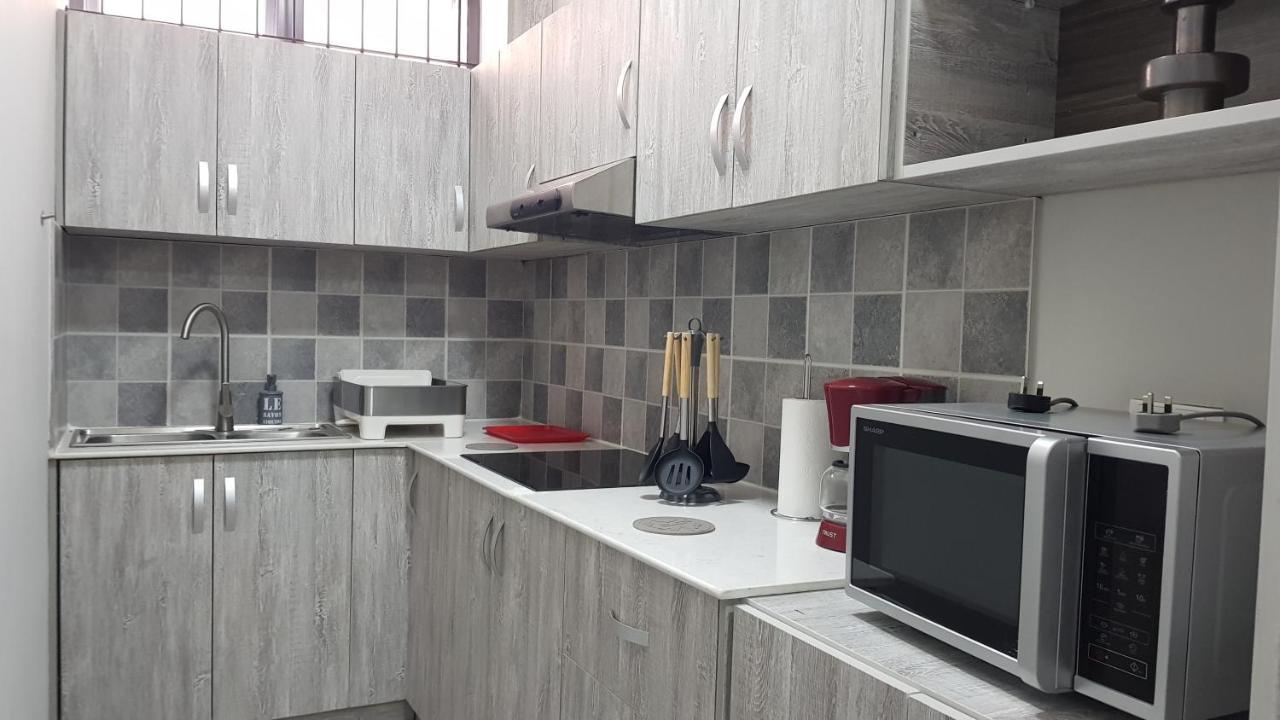 Апартаменти Modern Luxury Studio Fully Equipped Flic en Flac Екстер'єр фото